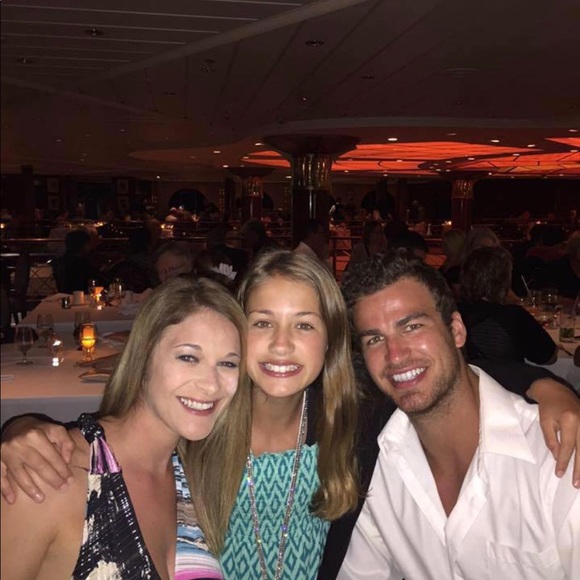 Meet your Posher, Tanner - Picture 5 of 6